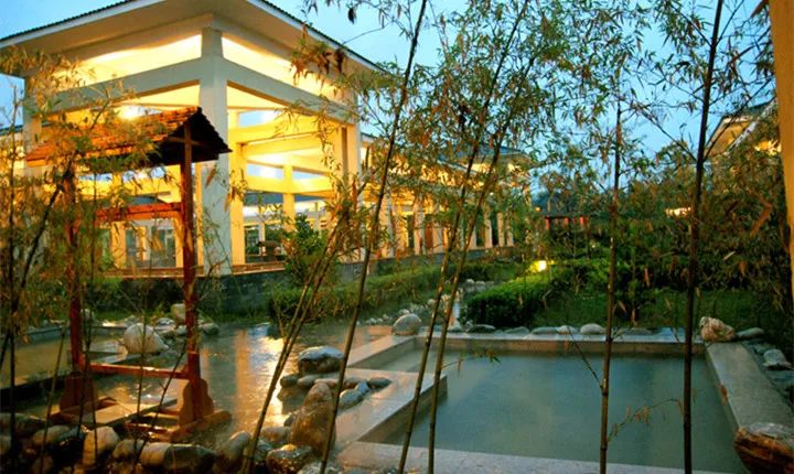 冬天适合去的温泉西安,西安南山温泉一日游的绝佳去处