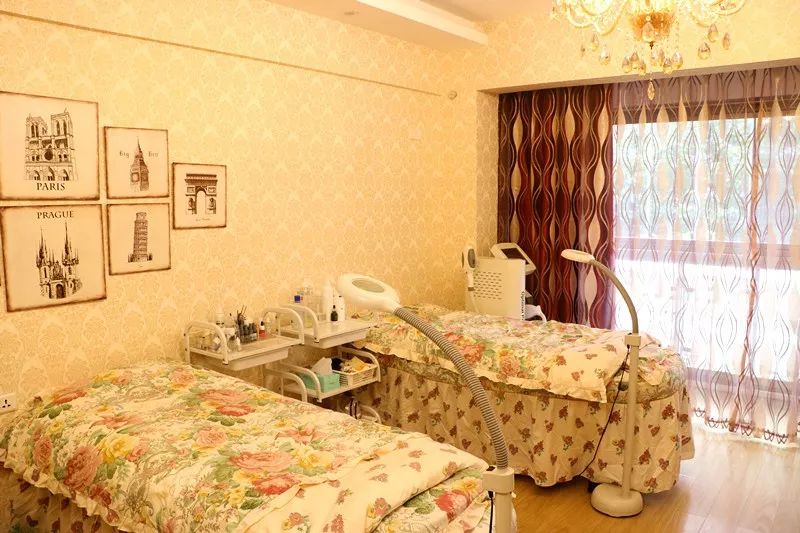 不美不行！步行街的这家店让你秒变气质女神！