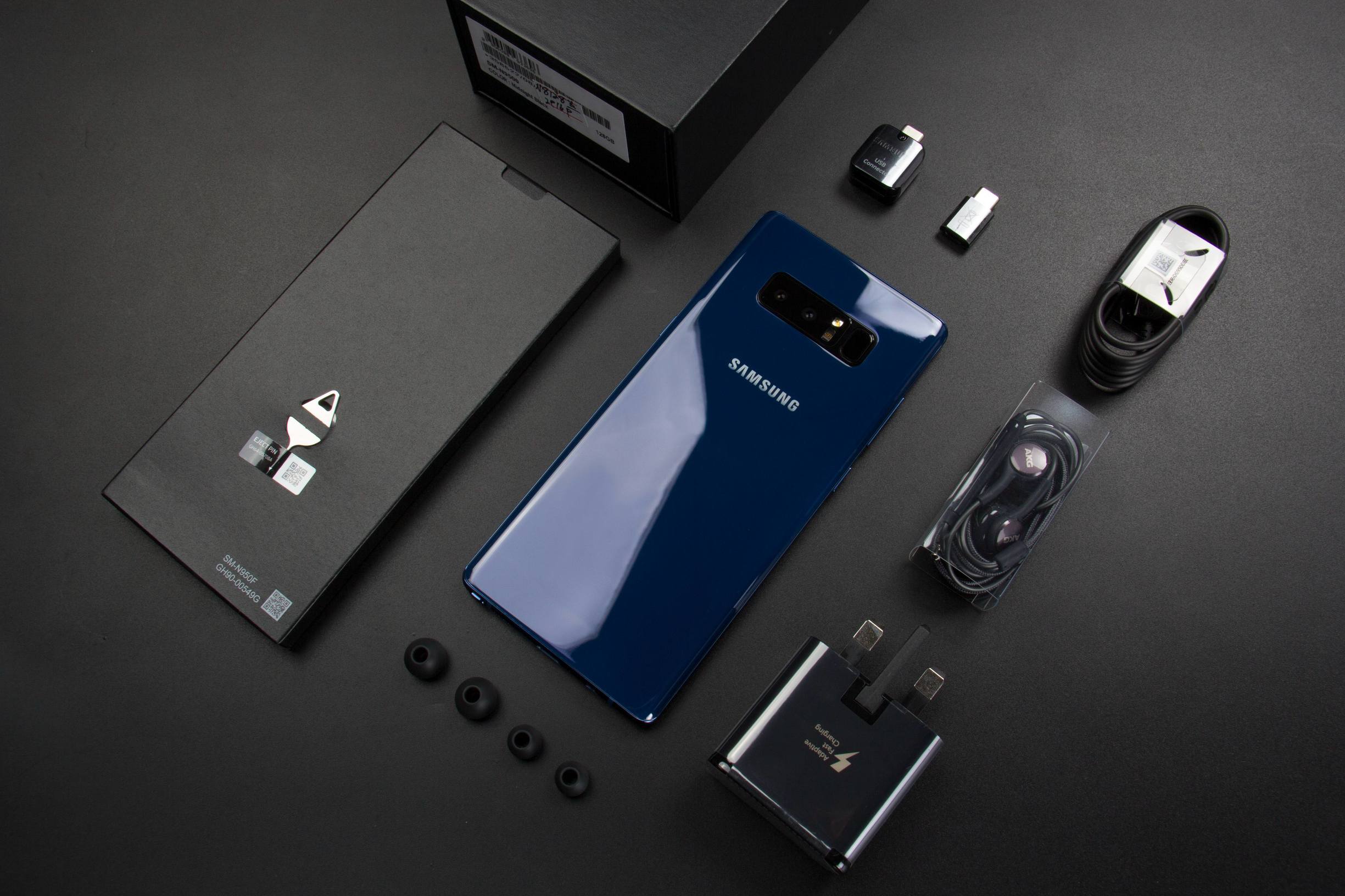 三星note 8跟s8有区别吗 (三星s8好还是红米note8pro好)