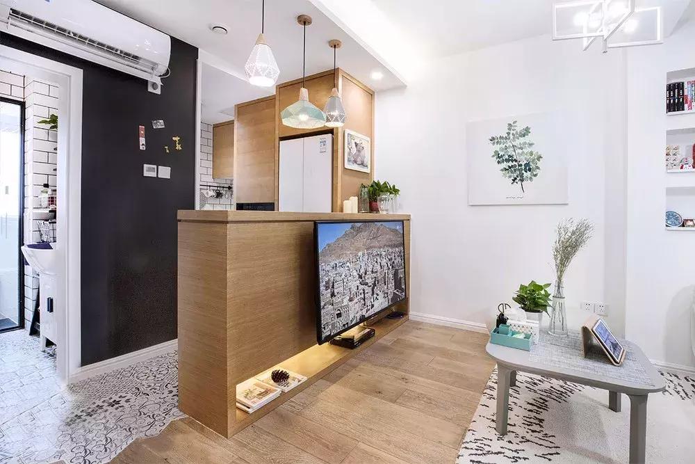 60平北欧小两居室，床头柜非常有设计感