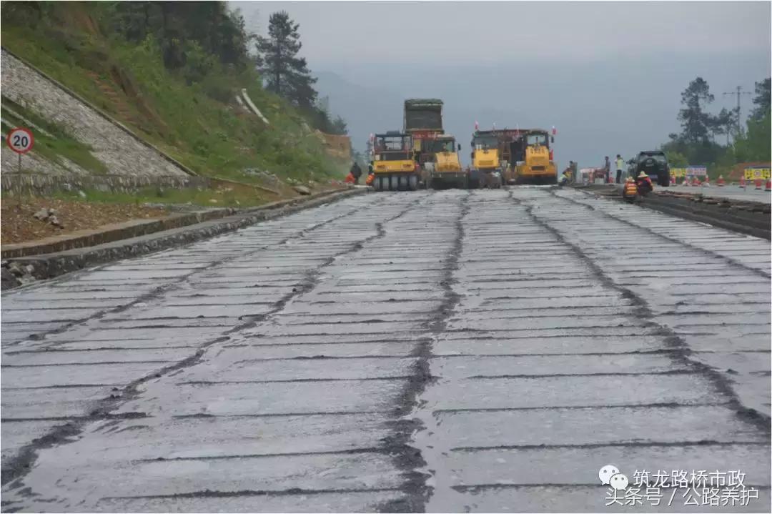 公路水稳层施工规范是什么,公路水稳层施工在几个月