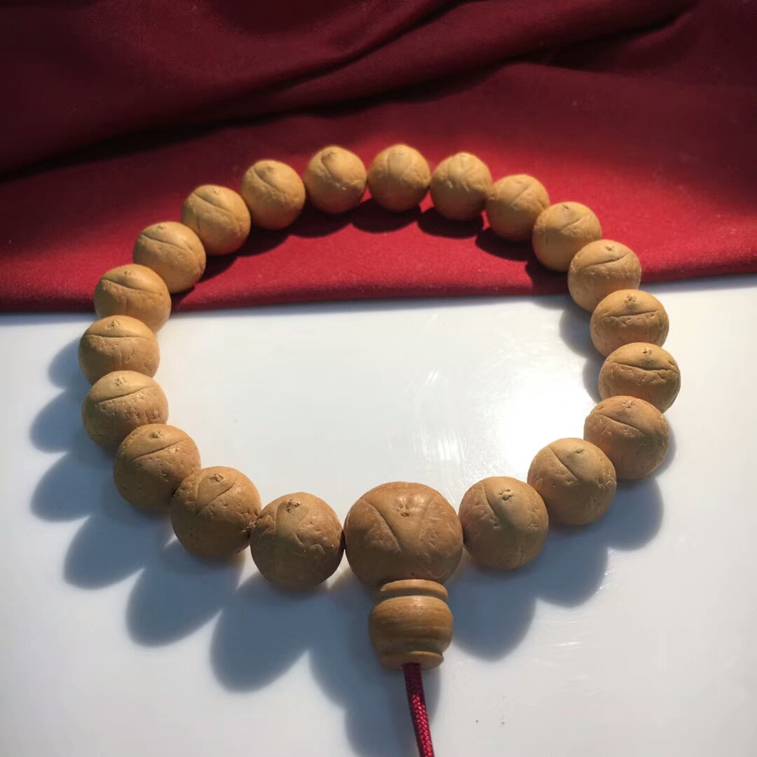 凤眼菩提手串怎么戴才好看,凤眼菩提怎么戴在手上