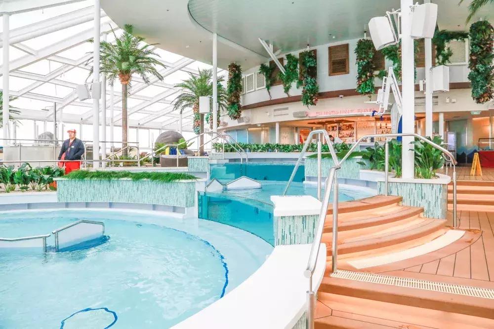 邮轮出国游量子号攻略,不用签证去日本