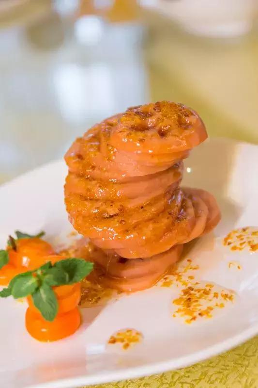 四星级酒店五个人吃年夜饭多少钱,酒店年夜饭套餐