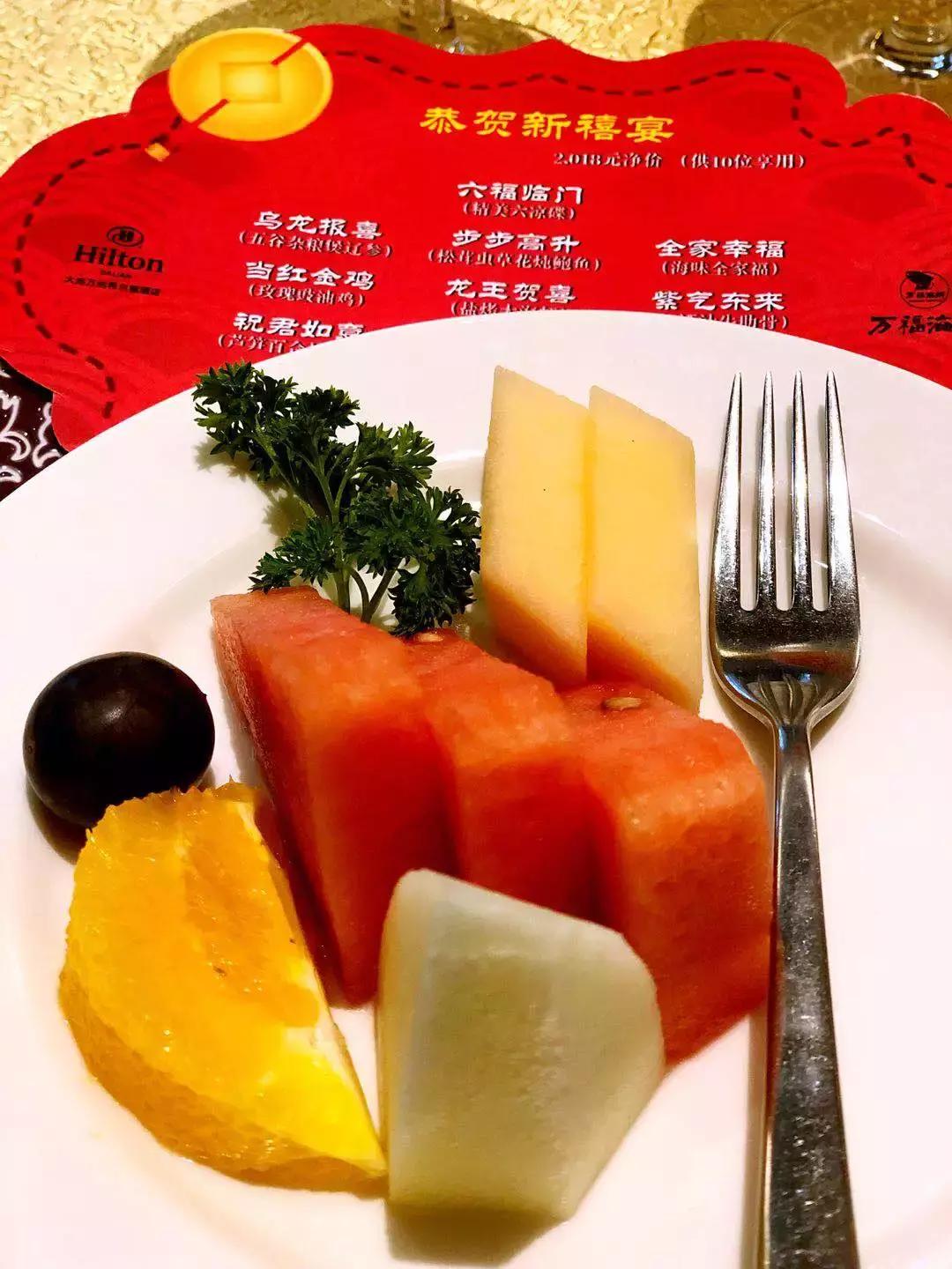 四星级酒店五个人吃年夜饭多少钱,酒店年夜饭套餐