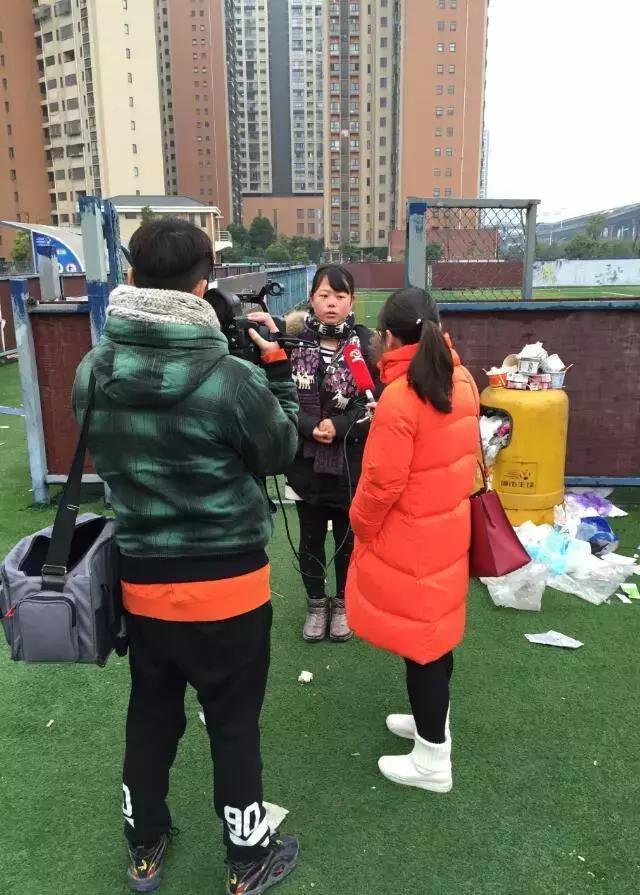 武汉被拆足球场,武汉的垃圾场