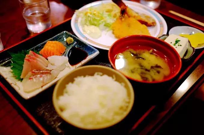 甯︿綘鍘绘棩鏈湅澶滄櫙,涓滀含甯︿綘娓歌鏃ユ湰缇庢櫙