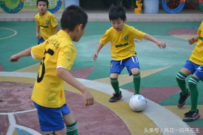 爱踢足球的少年,天才足球少年踢球后续怎么样了