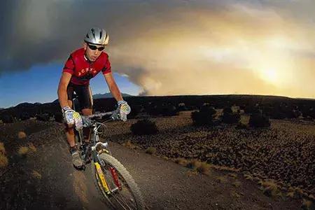 没有掌握山地车刹车的使用技巧，不足以谈骑行！