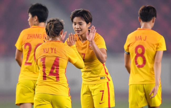 中国足球联赛2018冠军,2018年中国足球冠军是谁