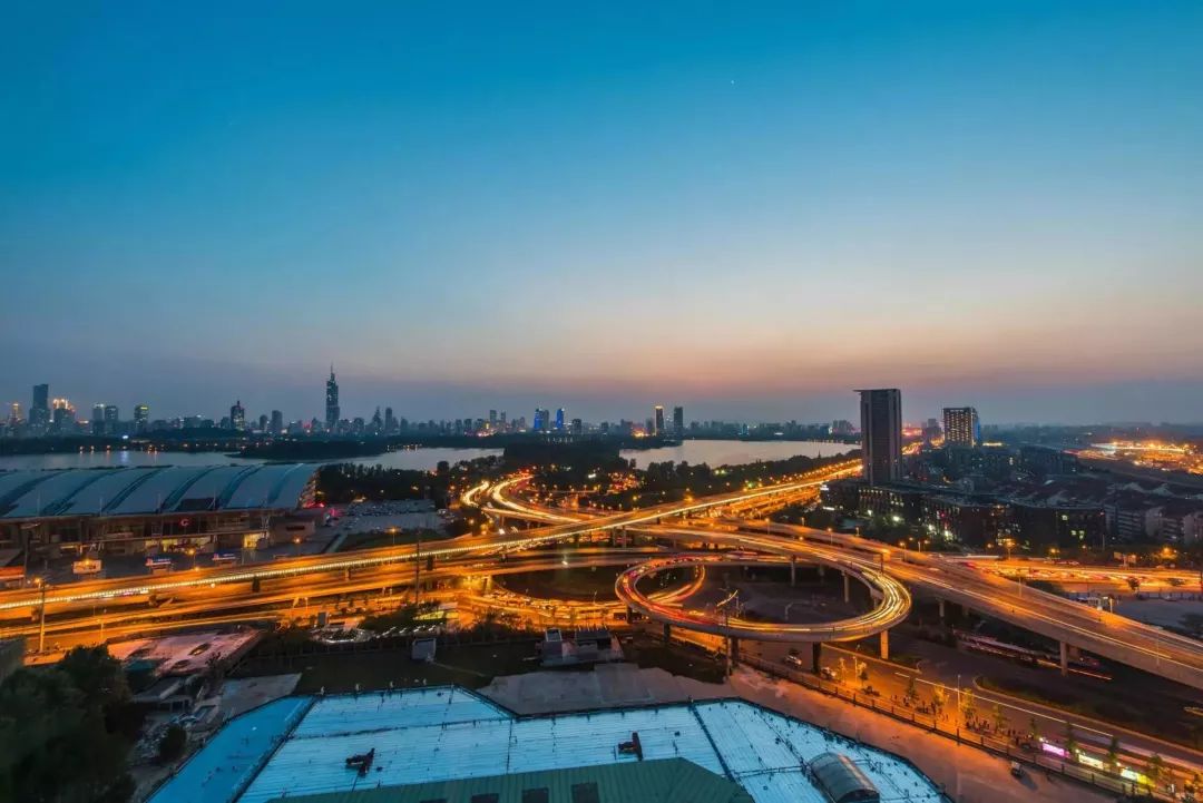 南京最富裕最有钱的是哪个区,江苏最有钱的城市排行