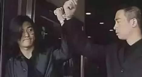 山鸡去台湾浩南拿了块劳力士手表,在台湾去哪里买劳力士