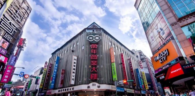 山鸡去台湾浩南拿了块劳力士手表,在台湾去哪里买劳力士