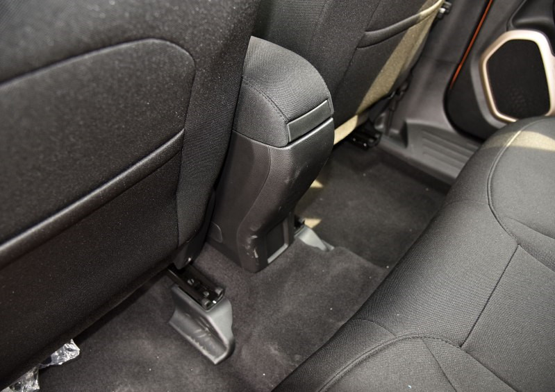 进口jeep4x4旗舰版,jeep4x4四驱测试