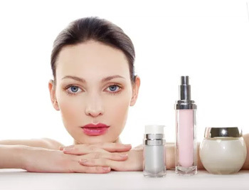 30岁皮肤暗黄毛孔粗用什么护肤品,脸上黑头越来越多毛孔又粗怎么办