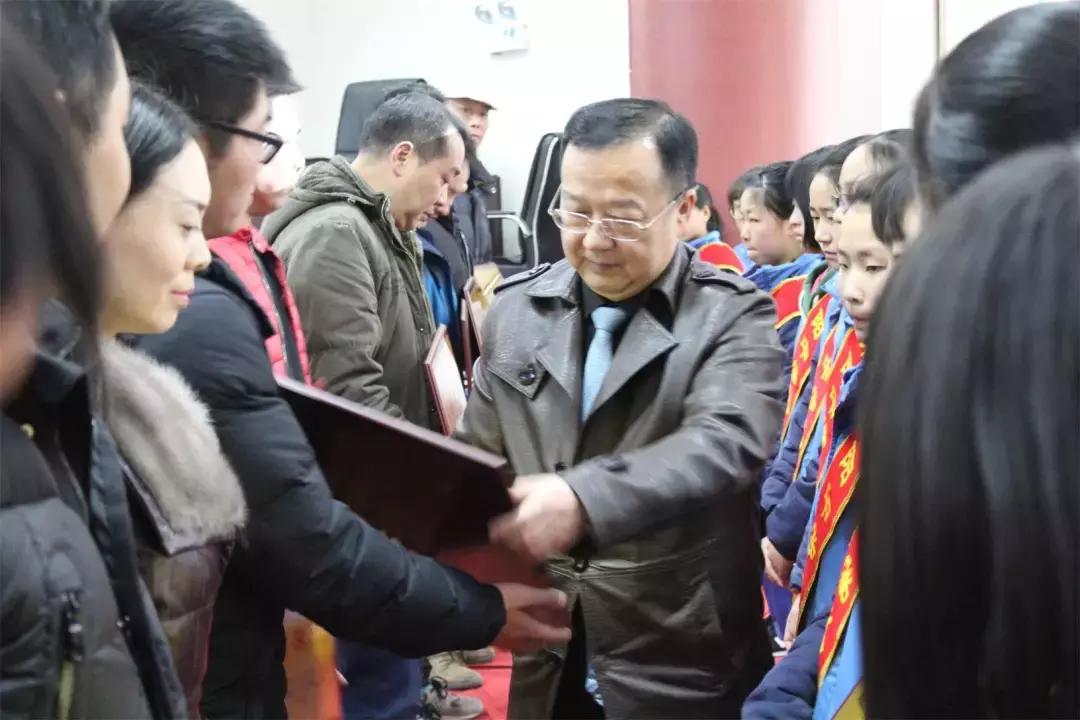 都江堰足球比赛,都江堰市第八届校园足球联赛