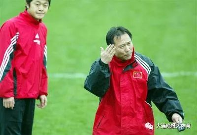 国青主帅下课,国足教练霸气辞职