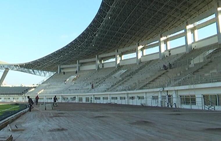 成都足球场led显示屏,中国足球场led环绕屏