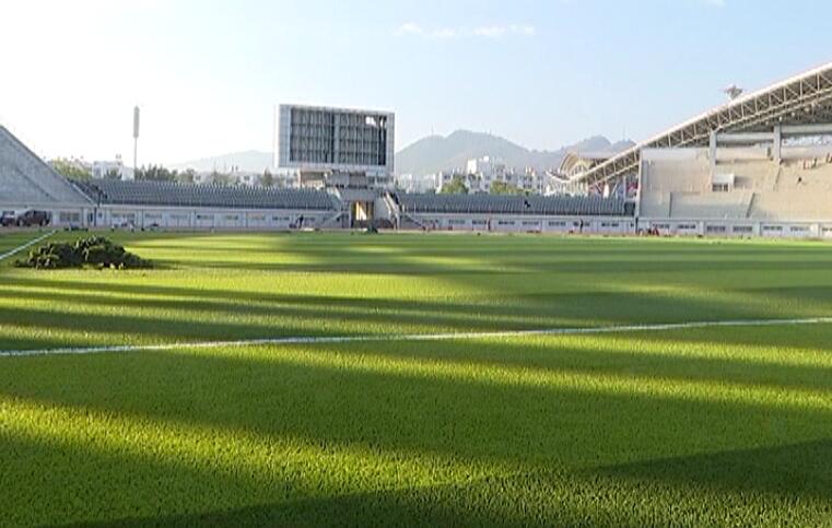 成都足球场led显示屏,中国足球场led环绕屏