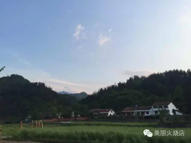 火烧店又现新鲜玩意儿，听说是.......