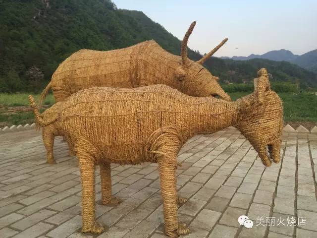 火烧店又现新鲜玩意儿，听说是.......