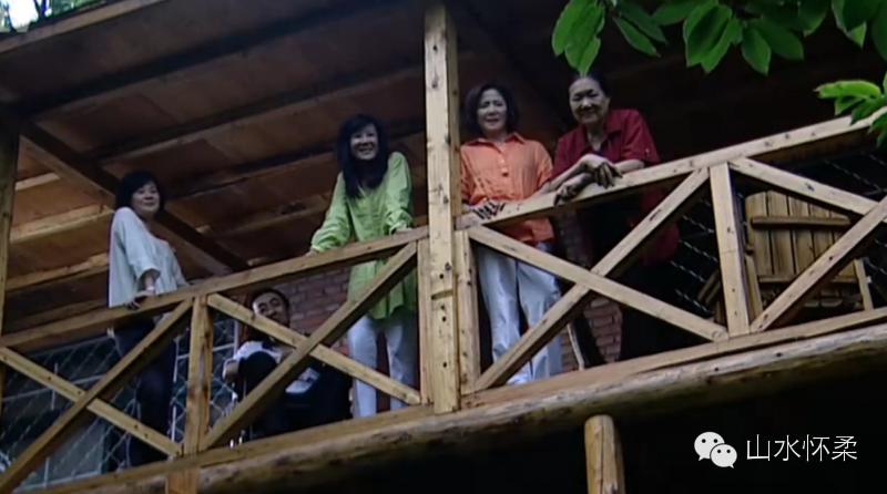 灏忔煍鎷嶆憚鍦烘櫙,灏忔煍绱犻鐖嗘枡