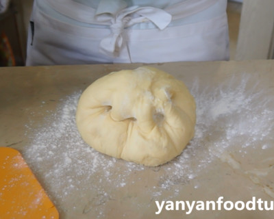 牛角面包三明治加芝士,牛角面包夹奶油奶酪