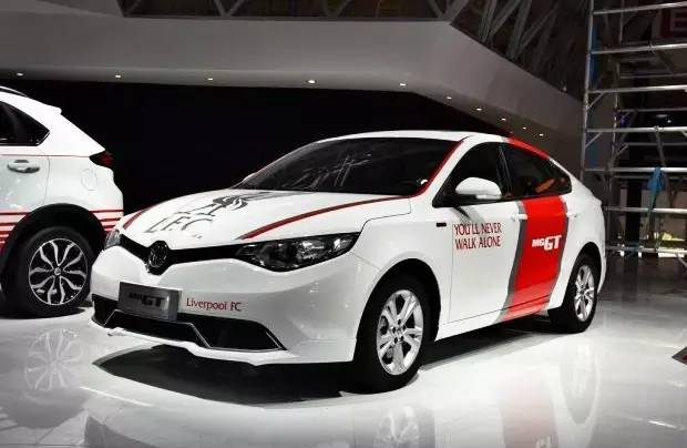 车展上的这款车，欧文开了都说好