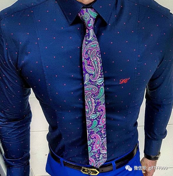 男人胸大穿的背心,男人胸部大穿啥衣服