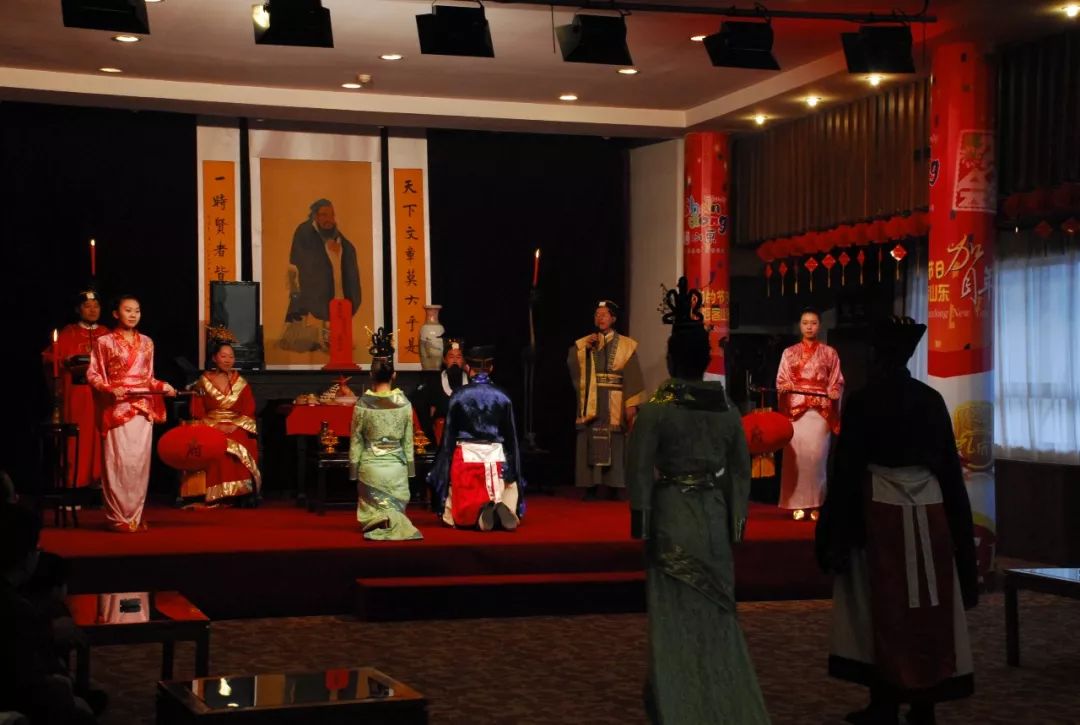 天下第一府孔府在哪里,天下第一家孔府视频