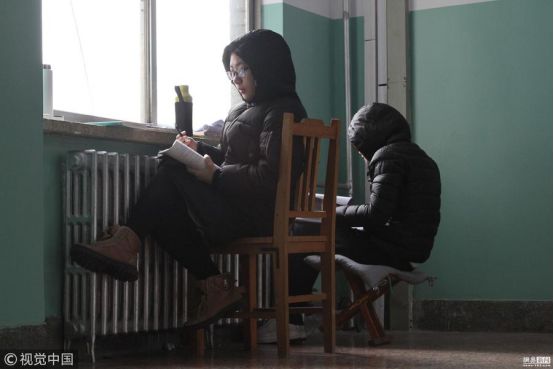 这一波史诗级大片又双叒来了！今年上演：狗年不挂！