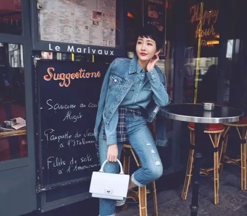 高圆圆和杨幂同穿绿色的裙子,杨幂高圆圆穿毛衣