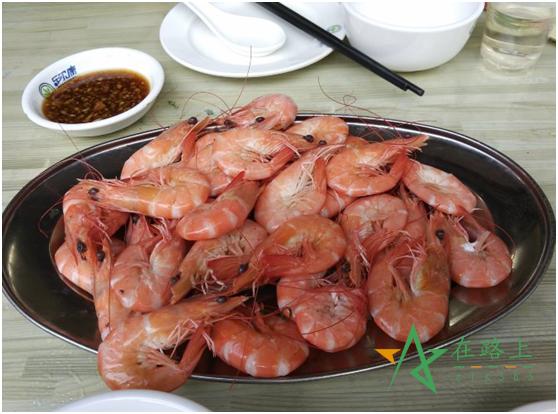 母亲节适合带妈妈去哪里玩海南 (母亲节去哪里吃饭好三亚)