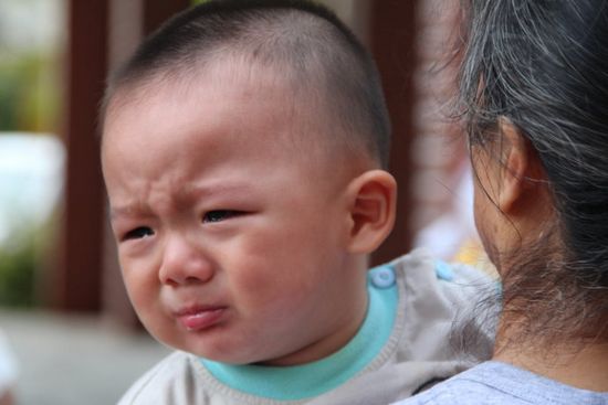 宝宝拉肚子妈妈需要怎么护理呢,宝宝腹泻红屁屁不停哭闹怎么办