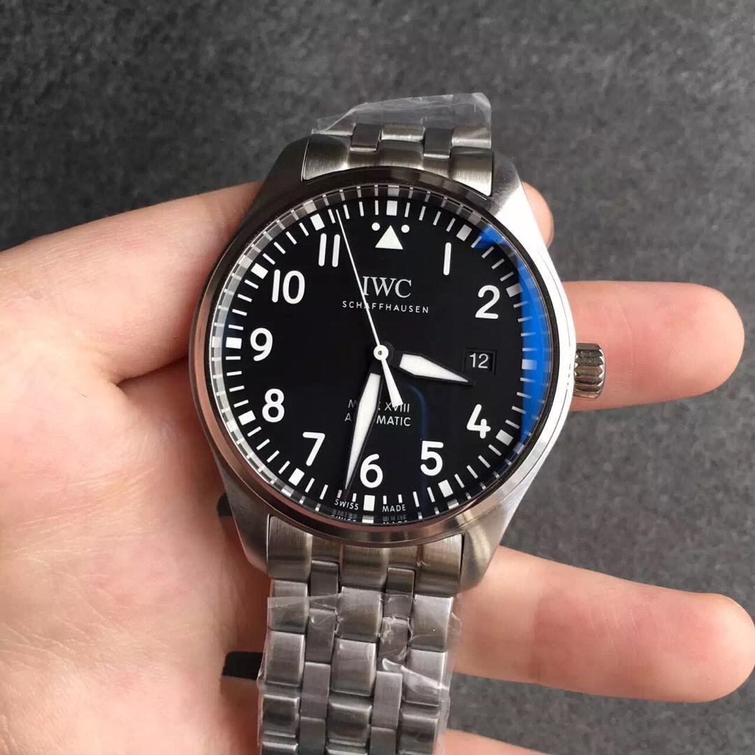 每一只都是一个耐读的故事万国飞行员马克十八系列腕表