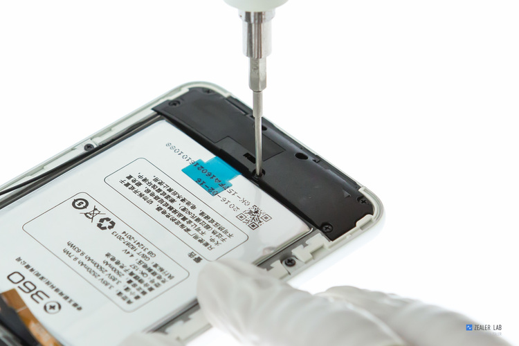 拆解360,360f4手机