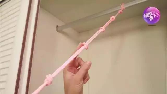 衣服怎么放才能节省衣柜的空间,没衣柜怎么放置衣物