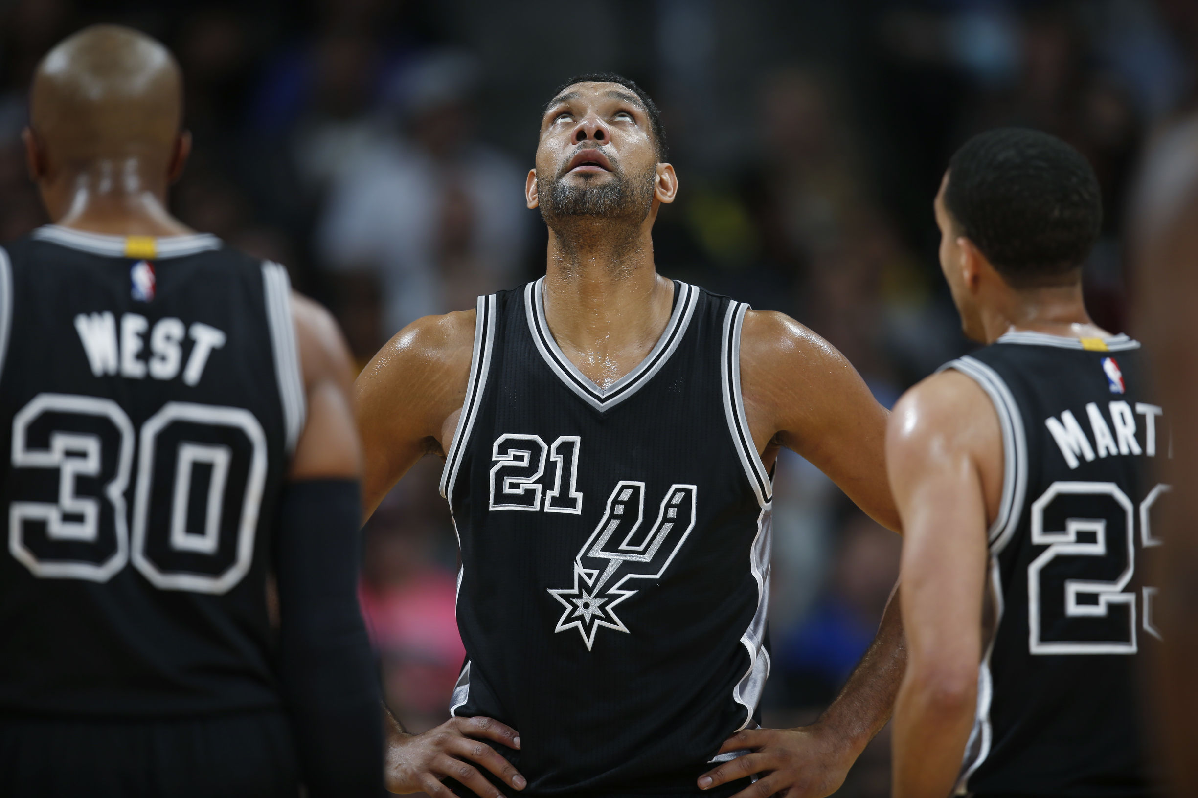 马刺和拜仁,拜仁vs比尔森告捷直播