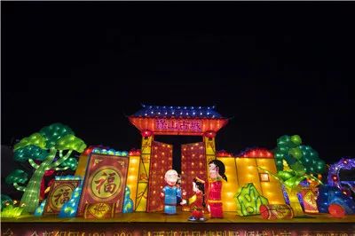 超级独家小编带你去灯会内场探秘,超级灯会都有啥表演活动