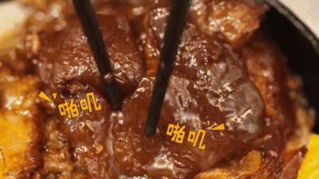 2年，1500万！她为*月天五**开了50家餐厅，卖阿信最爱的鲁肉饭！