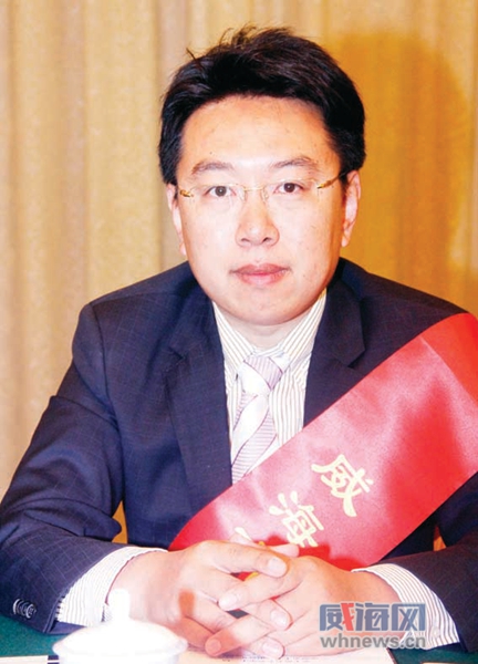 威海市十大杰出青年李孟进,2012年威海十大杰出青年