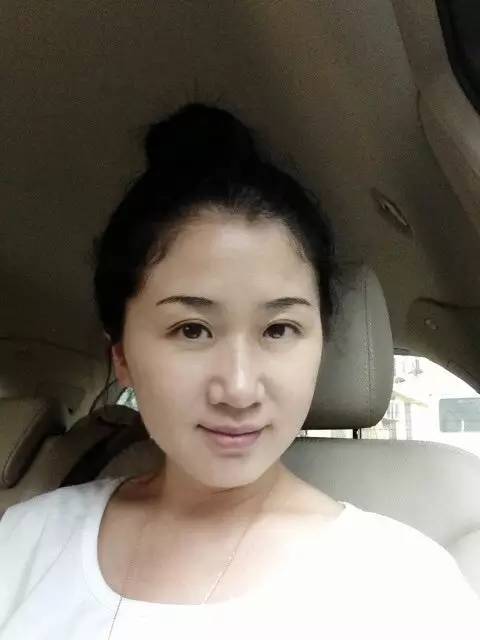 一日为母终生坚不可摧，全世界却为你流眼泪！