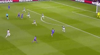 一直在改变，从未被局限，2009-2018年C罗换了几种踢法？