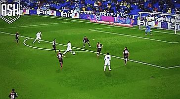 一直在改变，从未被局限，2009-2018年C罗换了几种踢法？