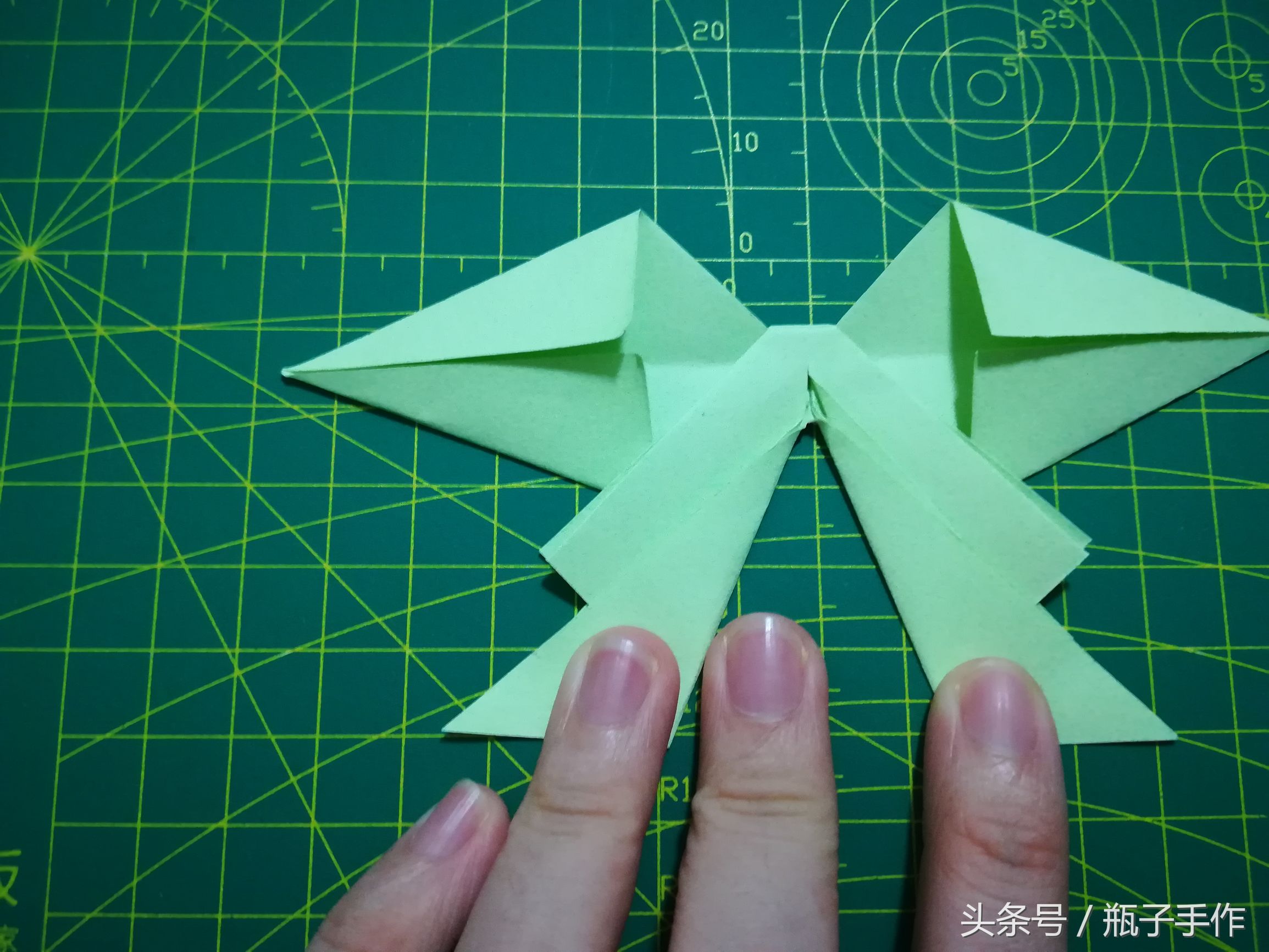 手工diy折纸ins蝴蝶结,手工折纸蝴蝶结详细慢教程