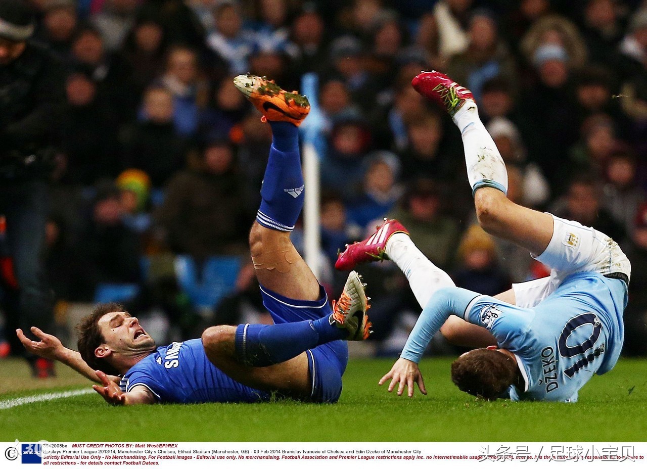 现役球员中效力过曼城的,巴西当红妖锋正式加盟曼城