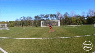 100个足球过人技巧教学,足球运球过人的方法及技巧