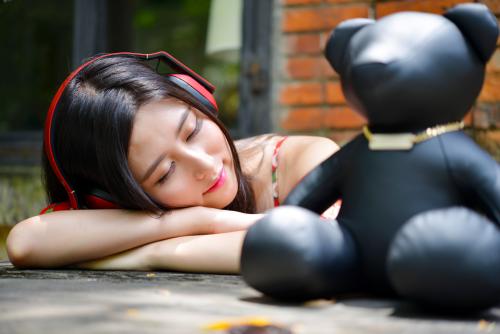 入耳式耳机怎么煲音质,入耳式耳机要如何正确煲机