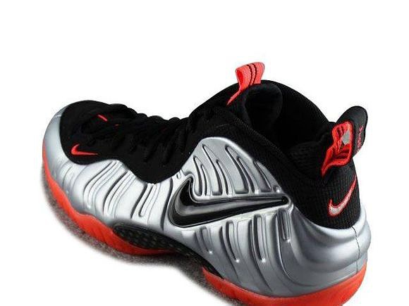 一双喷泡能穿几年,喷泡详细简介