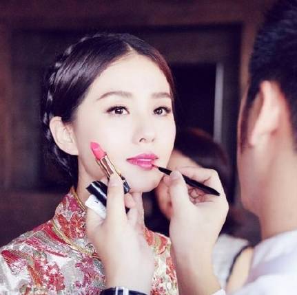 今年最火的口红是哪一款,2019年最热门的10支爆款口红